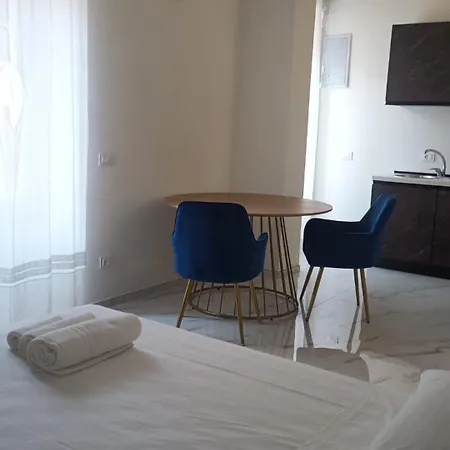 Ippolita Palace Lejlighed