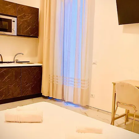 Ippolita Palace Lejlighed